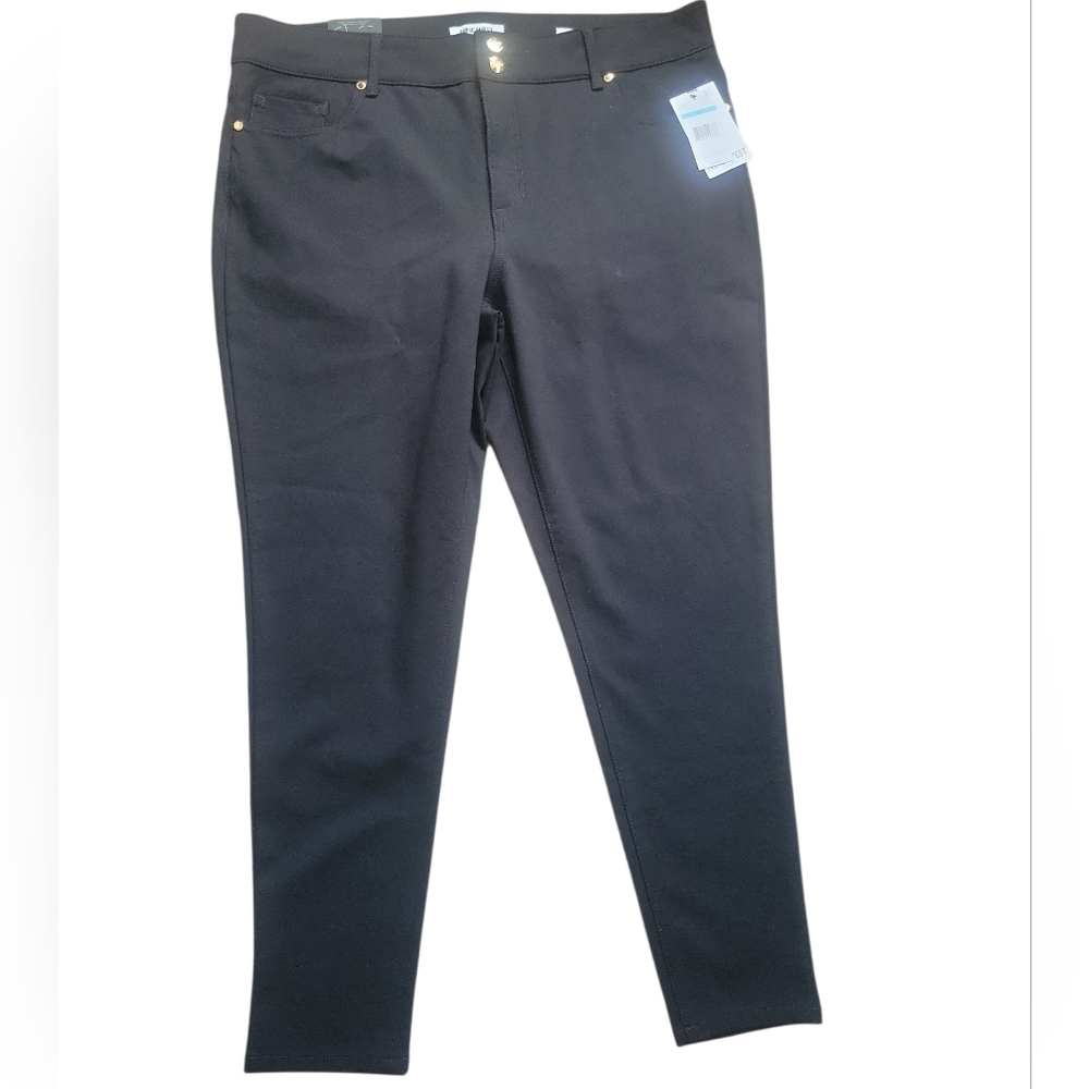 Nine West Women's Black Skinny Jeans